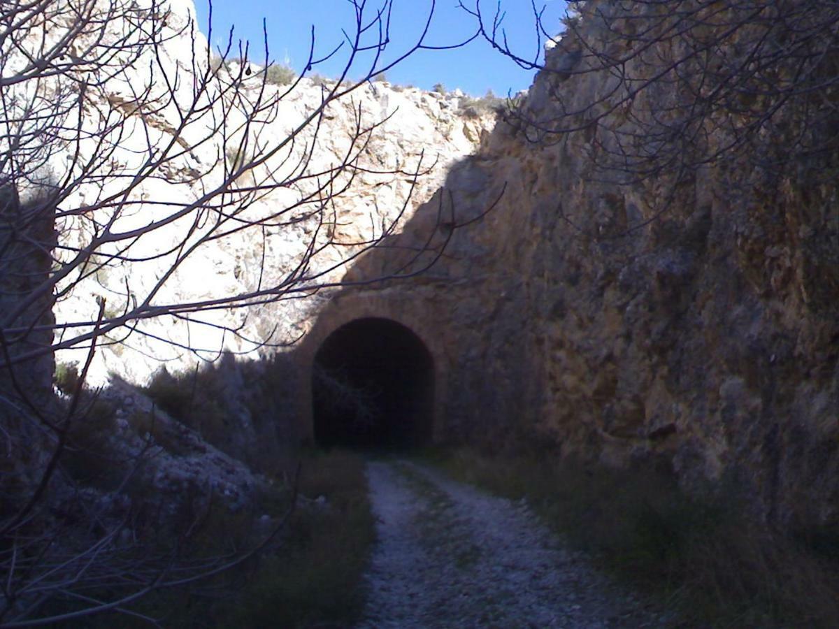Cuevas Adonia Freila Exterior foto